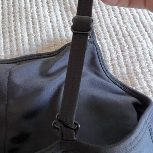 Old Navy Active Jumpsuit Womens Small Black Powersoft Go-Dry Workout Athletic - Picture 12 of 12